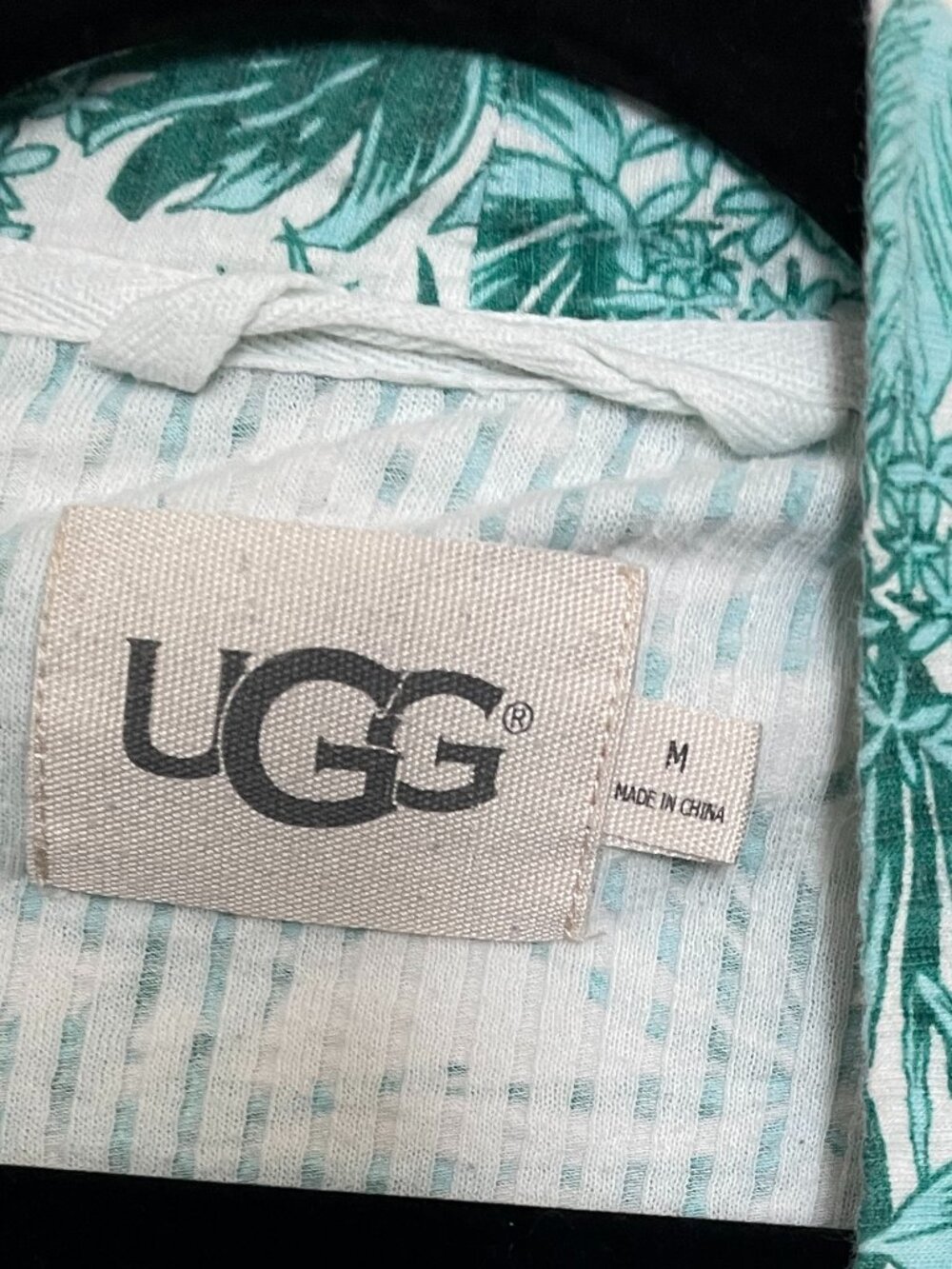 UGG Tropical Print Robe - Picture 4 of 4